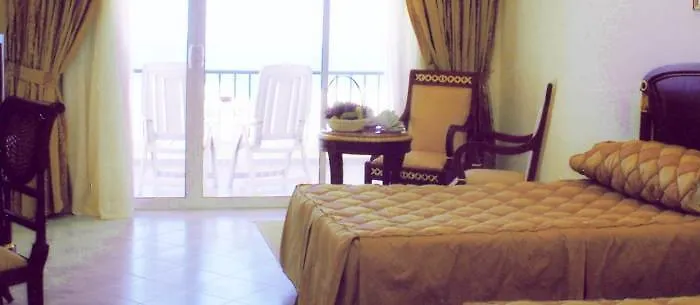 Курортный комплекс Red Sea Taj Mahal And Aqua Park 5*
