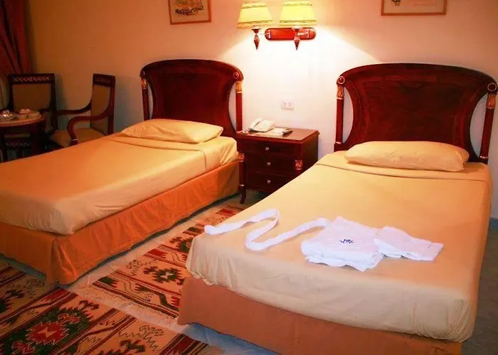 Red Sea Taj Mahal And Aqua Park Курортный комплекс 5*