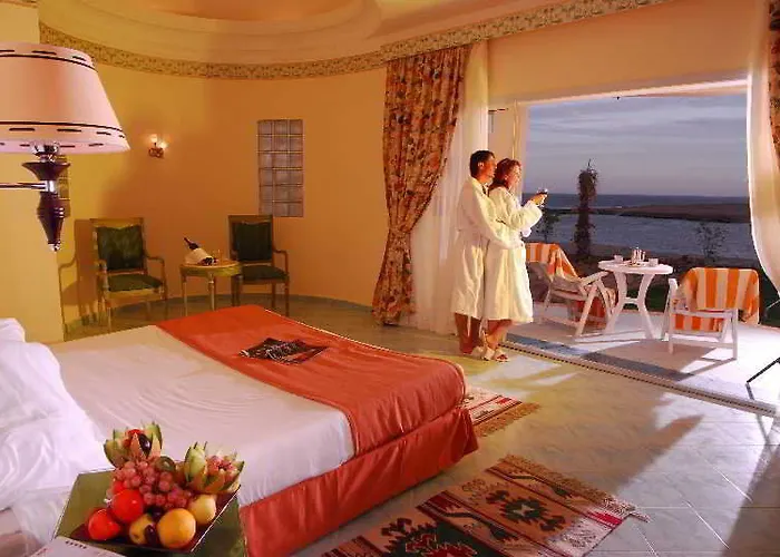Red Sea Taj Mahal And Aqua Park Курортный комплекс Макади Бэй
