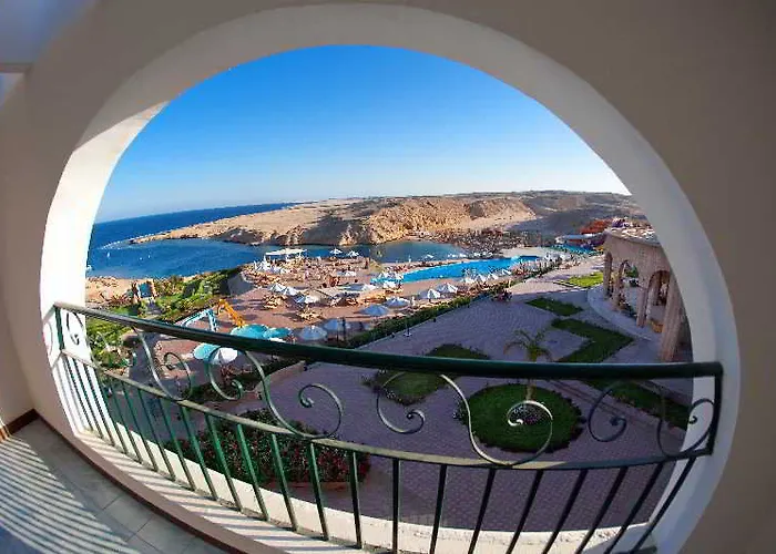 Курортный комплекс Red Sea Taj Mahal And Aqua Park