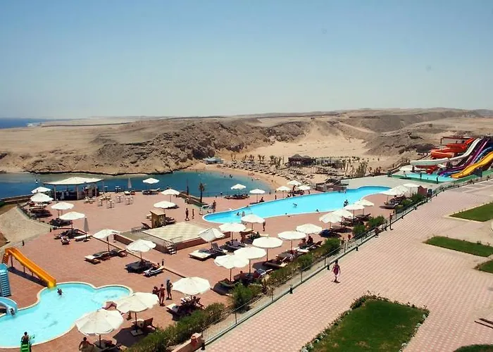 Курортный комплекс Red Sea Taj Mahal And Aqua Park Макади Бэй