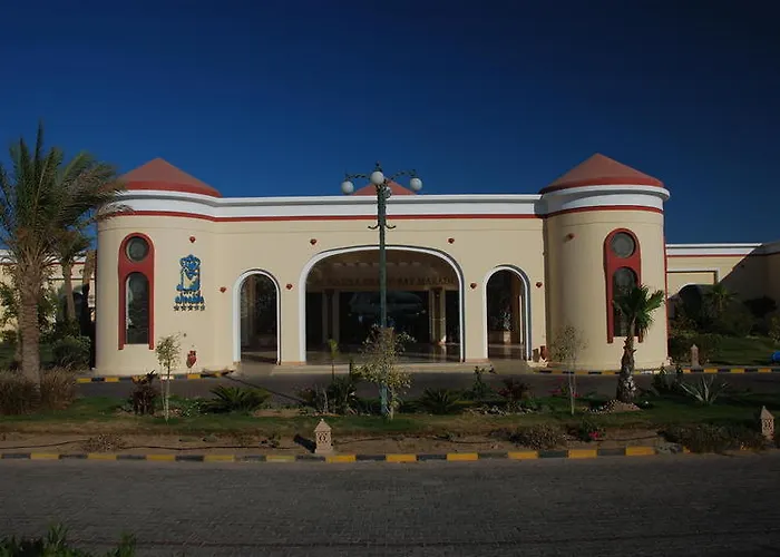 Red Sea Taj Mahal And Aqua Park 5* Макади Бэй