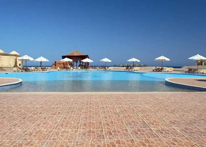 Курортный комплекс Red Sea Taj Mahal And Aqua Park 5*