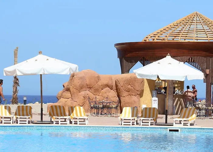 Курортный комплекс Red Sea Taj Mahal And Aqua Park 5*